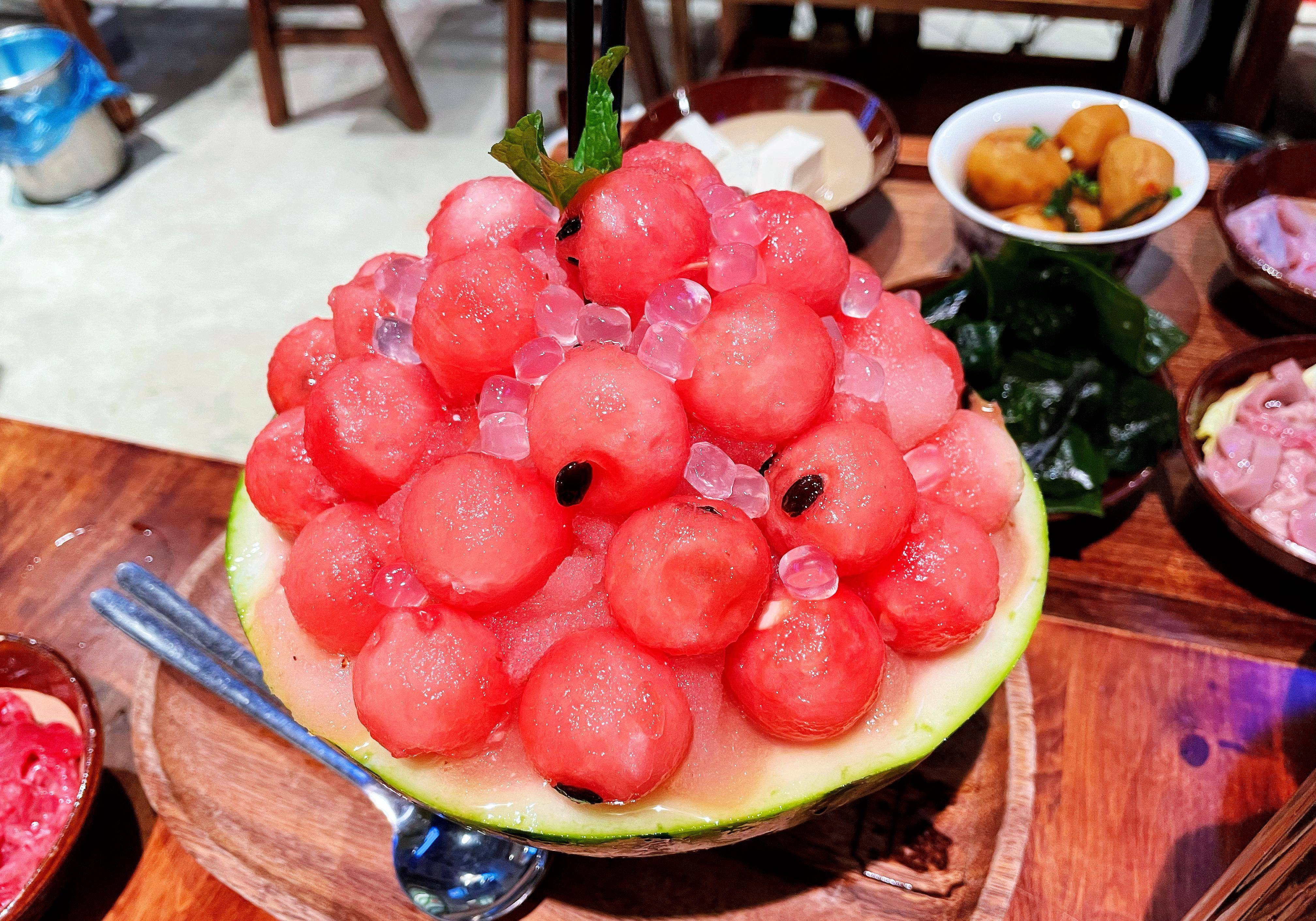 火锅中制作的特色甜点推荐