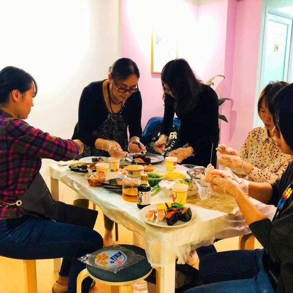 如何在家举办寿司派对